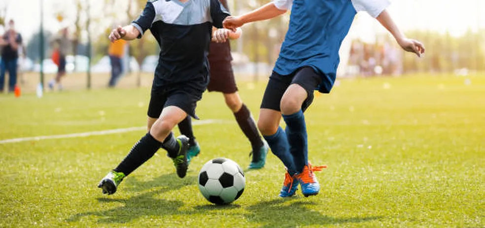 ⚽ Desportos coletivos (Futebol, Basquete, etc.)